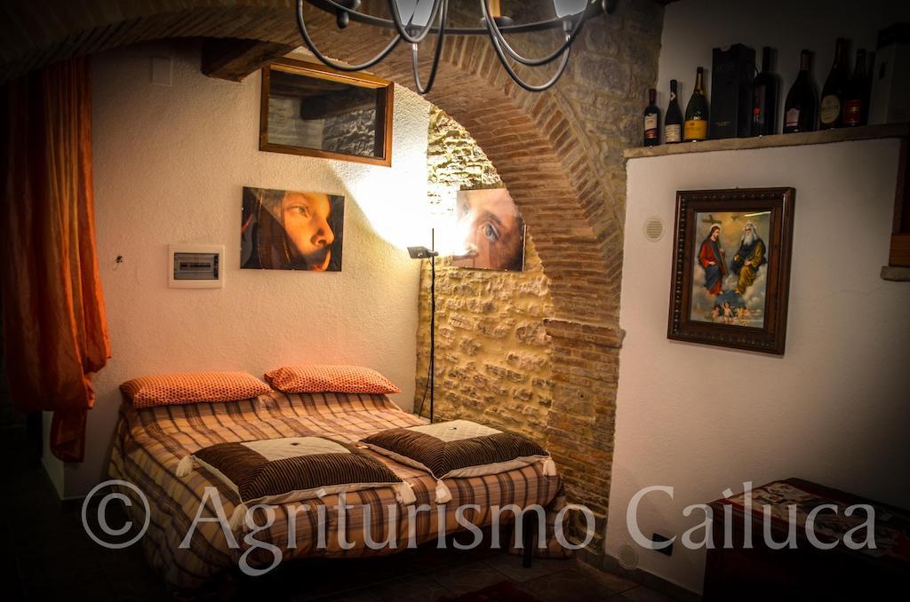 Agriturismo Cailuca Pietralunga  Chambre photo